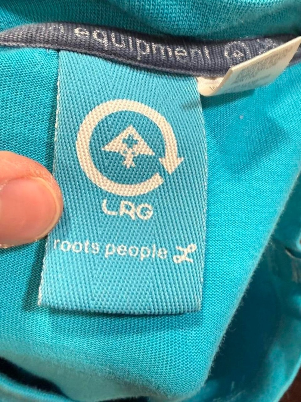 Y2K LRG Embroidered Blue Graphic Tee - Picture 5 of 6